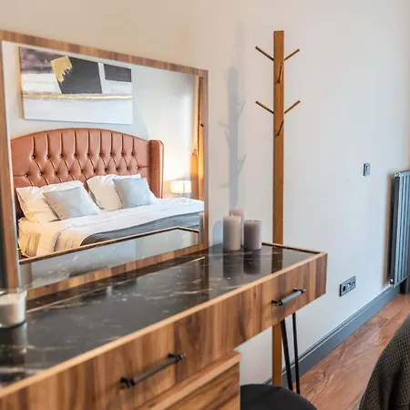 With Premium Amenities Apartman *